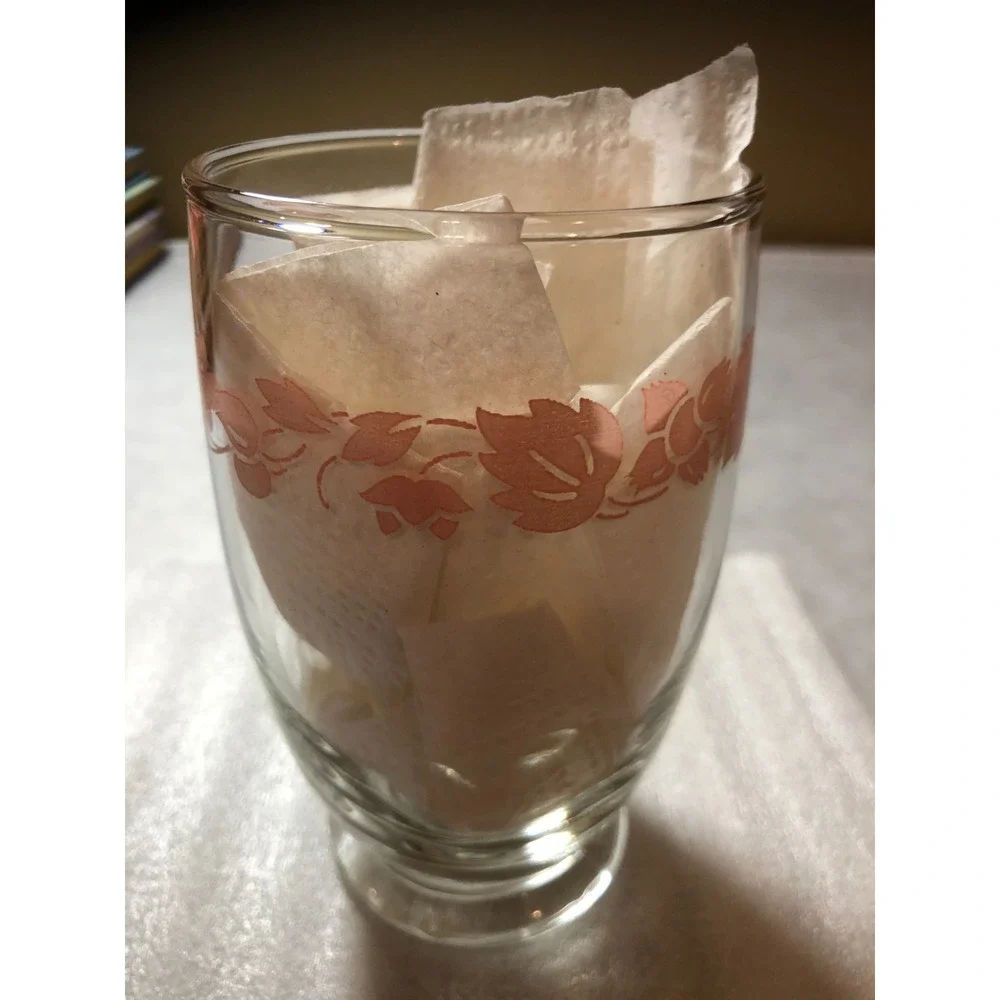 1 ~Vintage Pink Gooseberry Clear Footed Tumbler 4.5